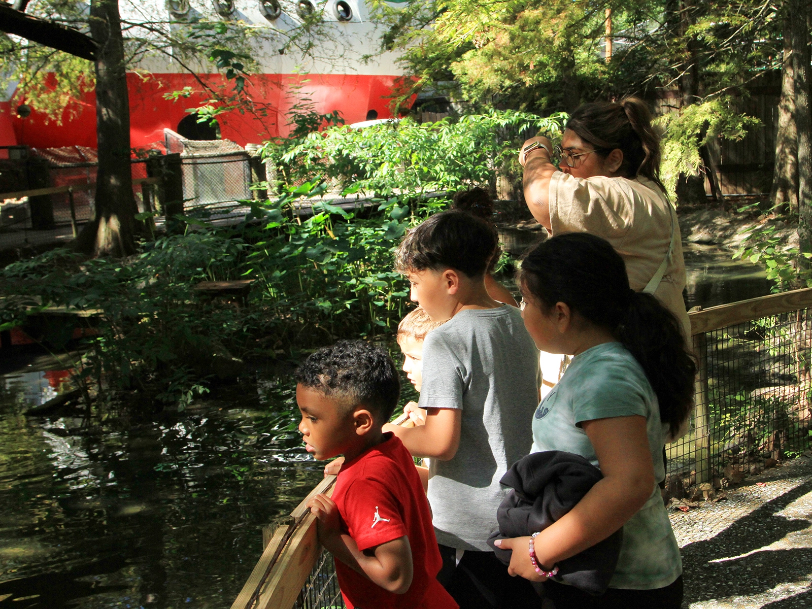 guests viewing animals in Louisiana Habitat