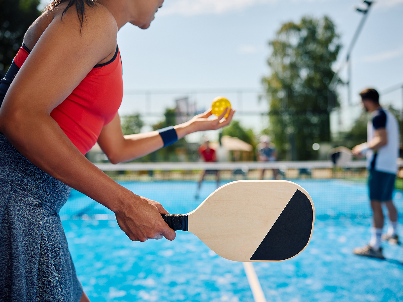 pickleball player ready to serve